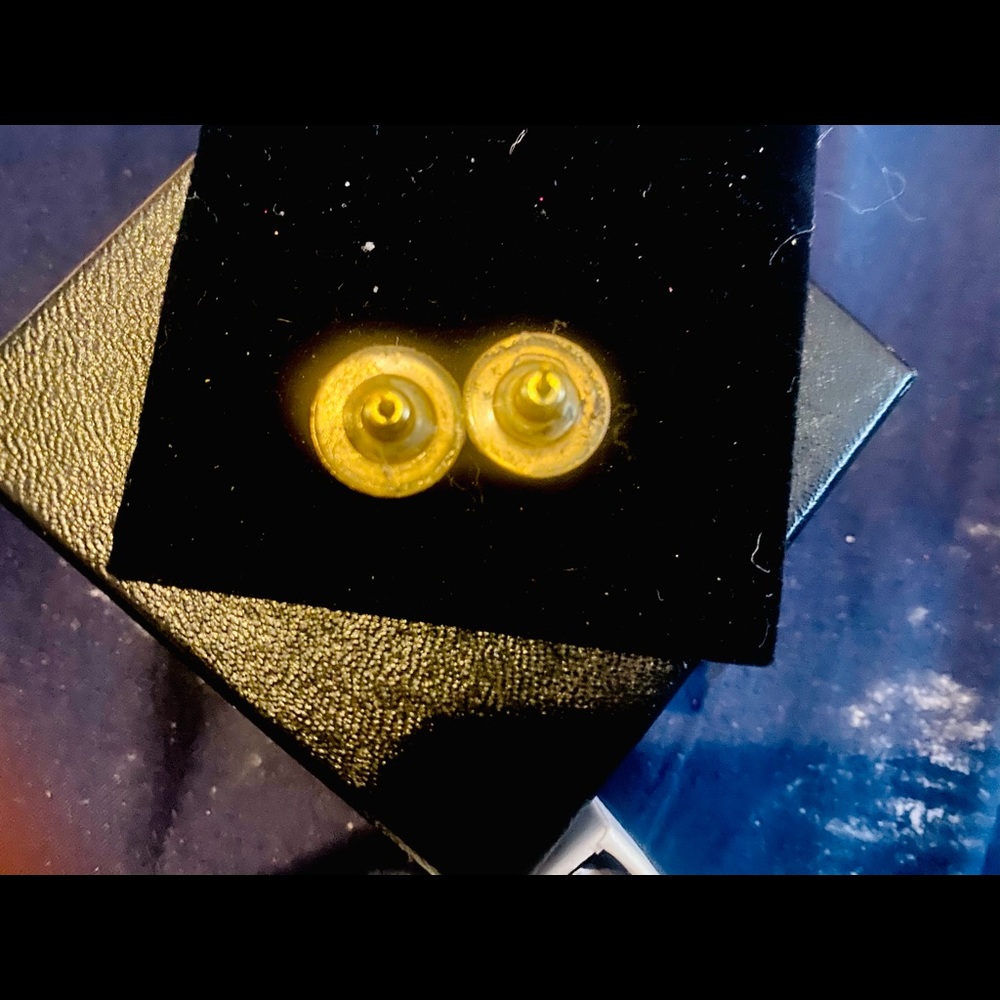 Chanel cc studs - Picture 12 of 13